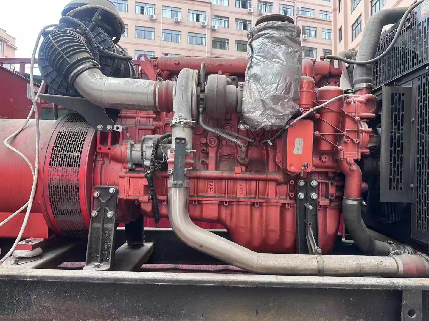 安义如何选择适合 600kW 柴油发电机组的过载保护器？
